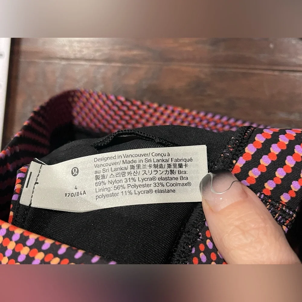 Lululemon Energy Bra  Medium Support Multi Red Women Size 4 NEW